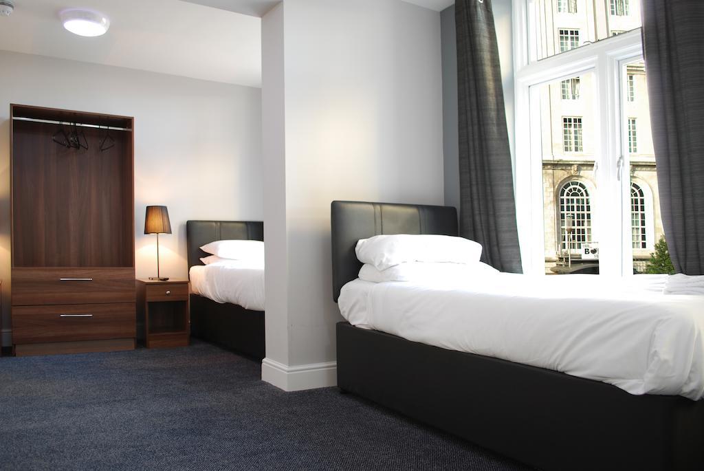 The Liverpool Inn Hotel Стая снимка